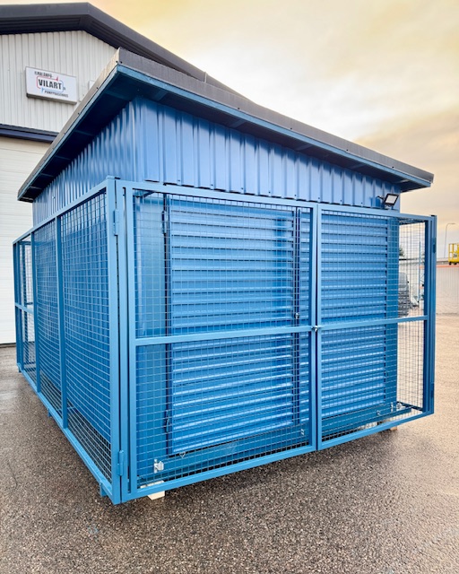 Laitetilakontti mittatilaustyönä teknisten laitteiden suojaksi